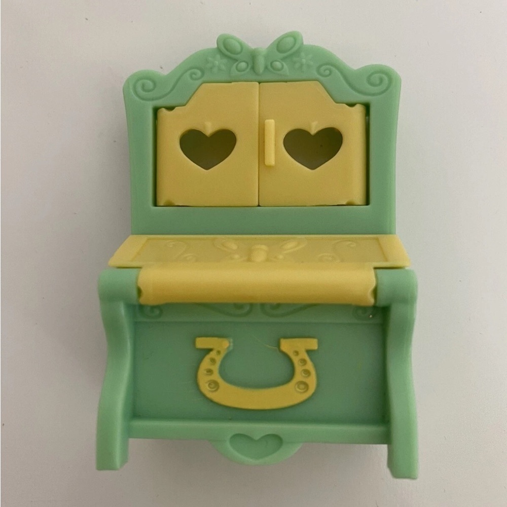 My‎ Little Pony 2013 Pop Shutterfly Replacement Desk/cupboard